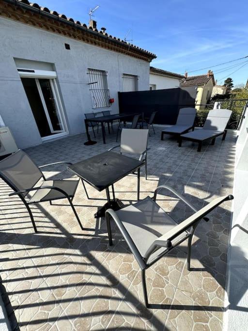 Appartement Sabatier T4 Avec Terrasse Et Jardin Carcassonne Ngoại thất bức ảnh